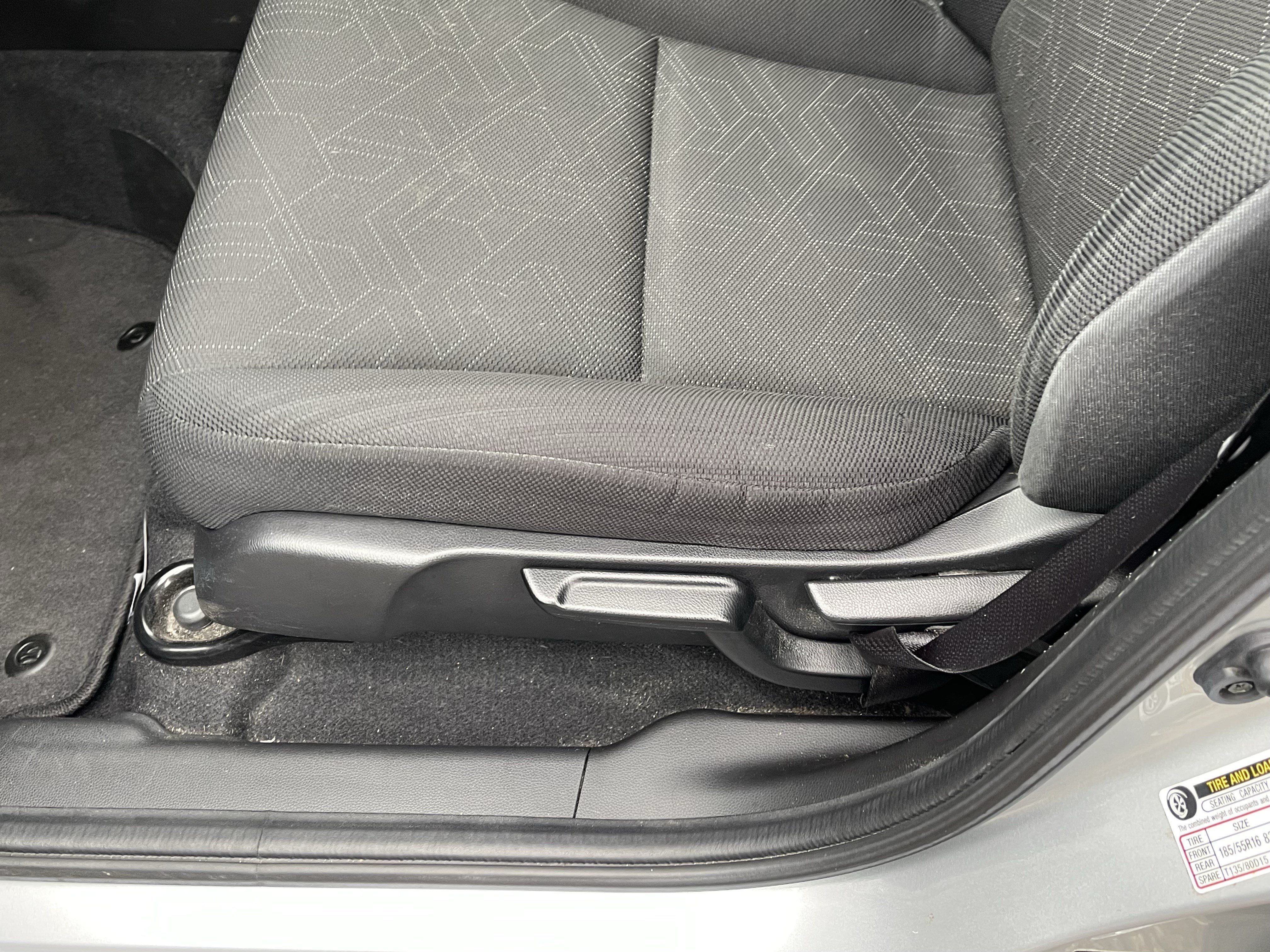 Used 2016 Honda Fit EX image 17