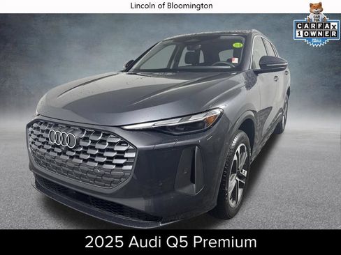 Used 2025 Audi Q5 Premium w/ Convenience Package AWD/4WD image 1