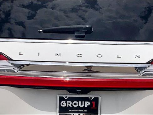 Certified 2020 Lincoln Navigator L Reserve w/ Luxury Package AWD/4WD image 30