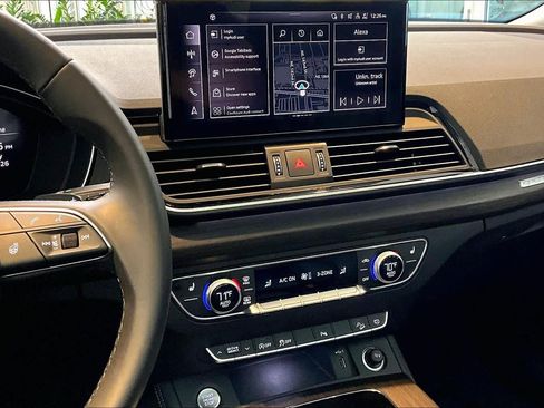 Certified 2025 Audi Q5 2.0T Premium Plus w/ Premium Plus Package image 7