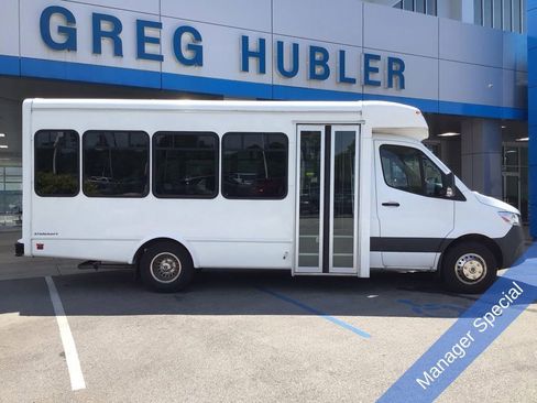 Used 2022 Mercedes-Benz Sprinter 3500 image 4