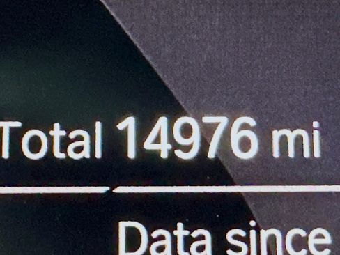 Used 2020 BMW M8 Convertible w/ M Carbon Exterior Package image 20