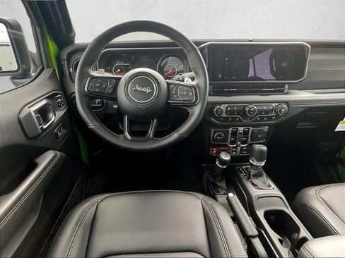 Used 2025 Jeep Wrangler Unlimited Rubicon 392 AWD/4WD image 5