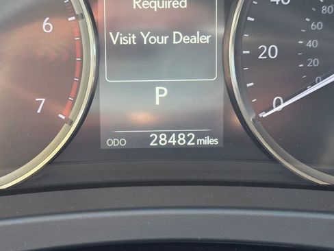 Used 2019 Lexus IS 300 image 12