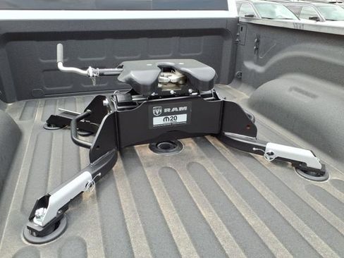 New 2025 RAM 3500 Limited image 9