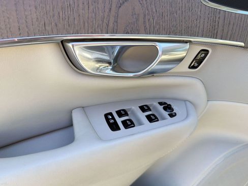 Used 2023 Volvo XC90 B6 Plus w/ Protection Package Premier image 13