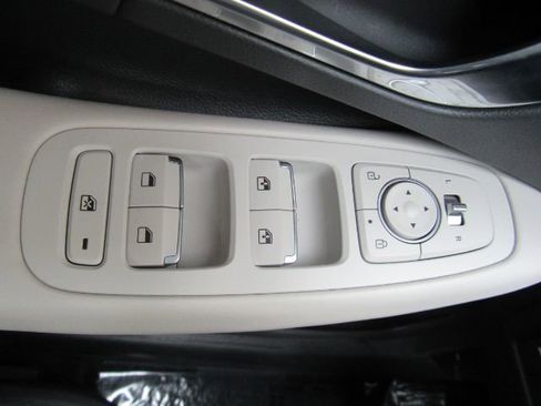 Used 2023 Hyundai Sonata SEL image 36