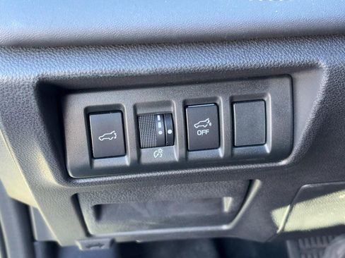 Used 2022 Subaru Outback Limited image 18