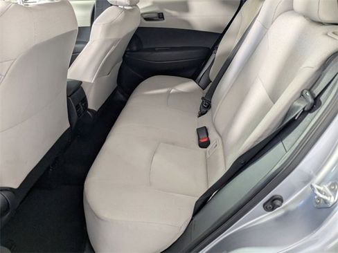 Used 2024 Toyota Corolla Cross L image 22