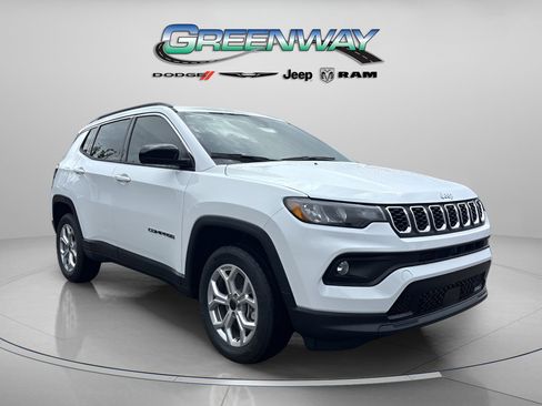 New 2026 Jeep Compass Latitude image 1
