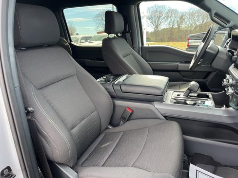 Used 2025 Ford F150 XLT w/ Equipment Group 302A MID image 15