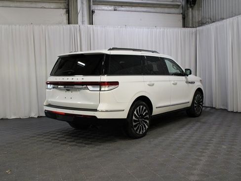 Certified 2022 Lincoln Navigator Black Label image 24