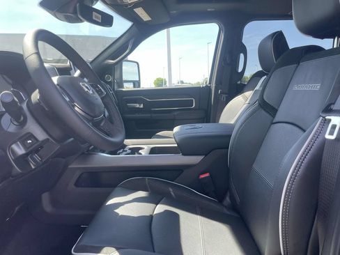 New 2026 RAM 2500 Laramie AWD/4WD image 25