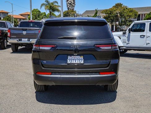 Used 2022 Jeep Grand Cherokee L Limited w/ Black Appearance Package RWD image 5