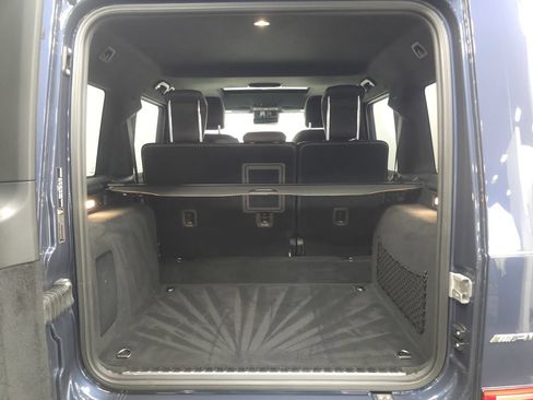 Used 2025 Mercedes-Benz G 550 image 32