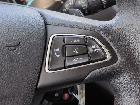 Used 2017 Ford Escape SE w/ Equipment Group 201A FWD image 24