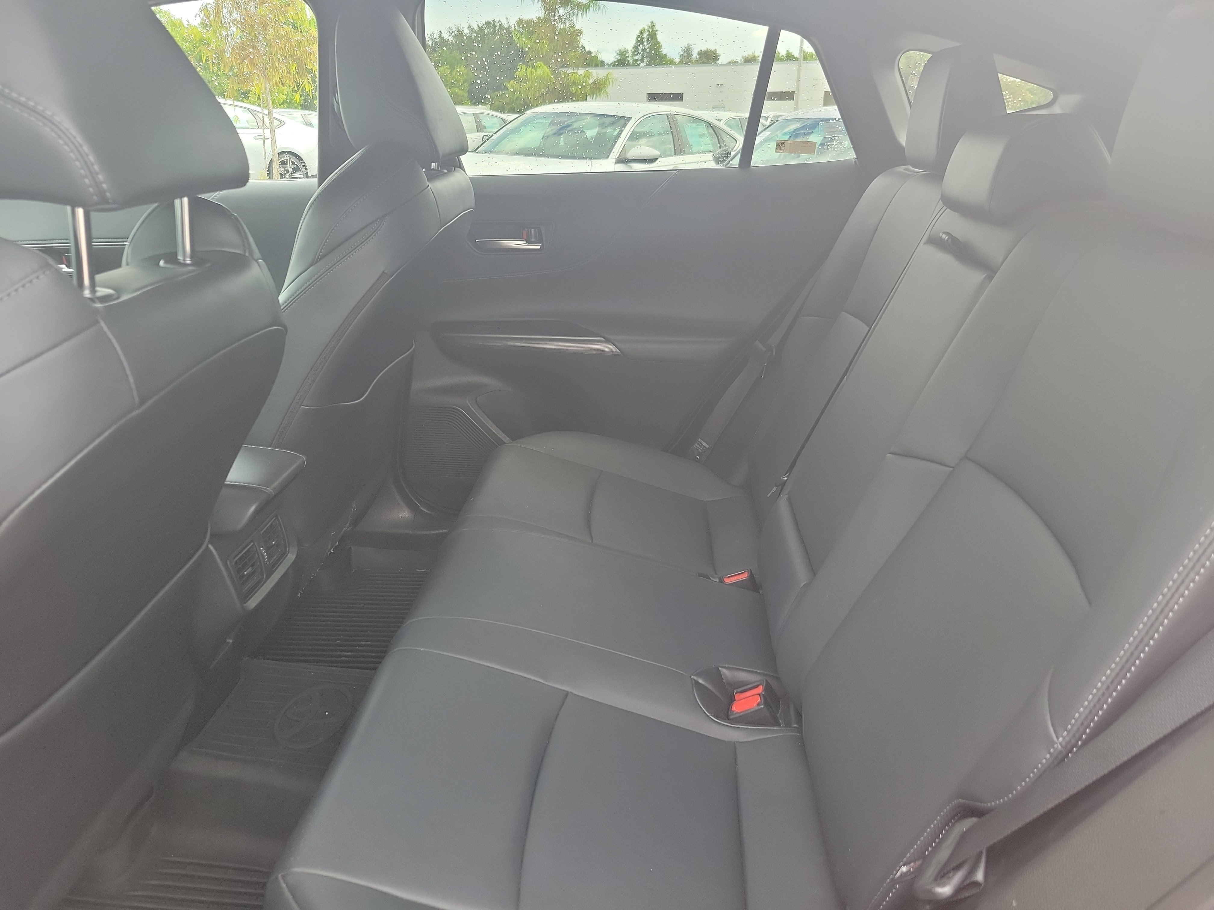 Used 2023 Toyota Venza Nightshade AWD/4WD image 15