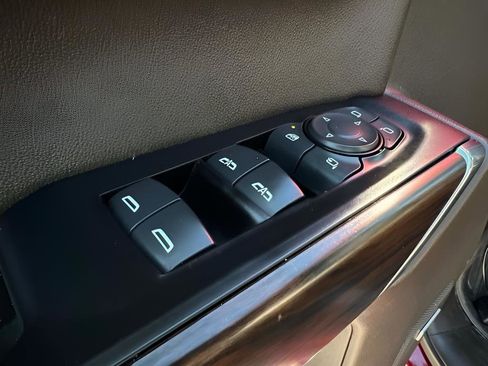 Used 2020 GMC Sierra 1500 SLT w/ SLT Premium Plus Package image 40