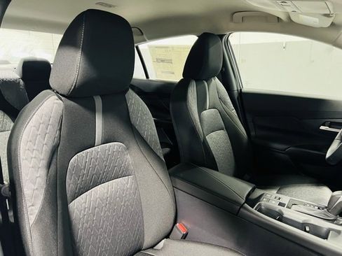 New 2026 Nissan Sentra SV image 29