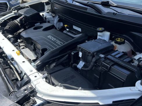 Used 2019 Chevrolet Equinox LT image 38