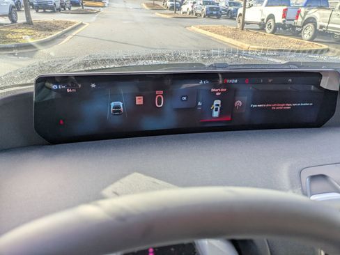 New 2025 Ford Expedition Active image 20