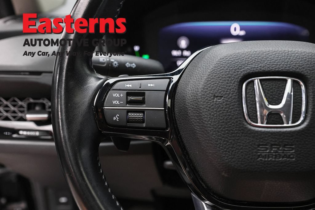 Used 2023 Honda Accord Touring image 16