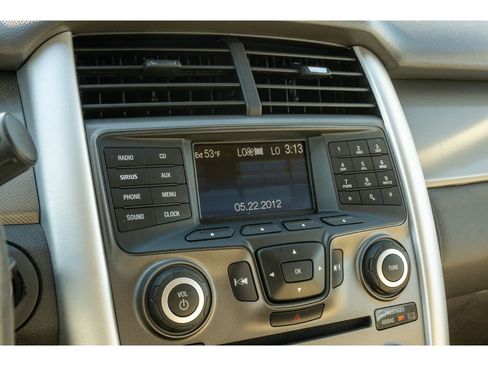 Used 2013 Ford Edge SEL image 21