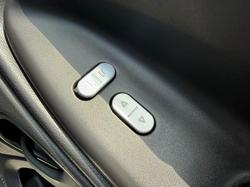 Used 2001 Ford Mustang GT RWD image 32