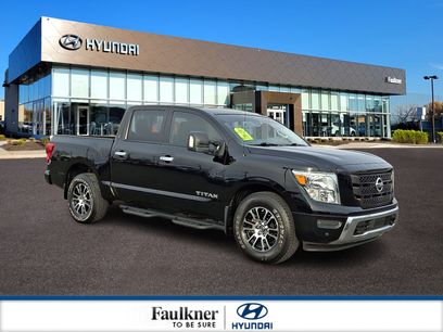 Used 2021 Nissan Titan SV w/ SV Convenience Package