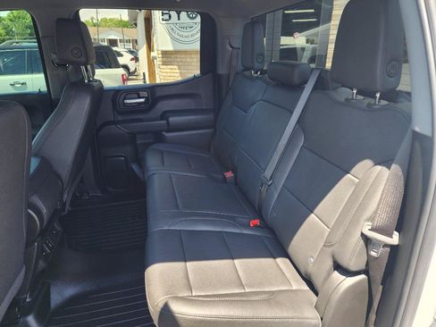 Used 2024 GMC Sierra 1500 Pro w/ Pro Value Package AWD/4WD image 10