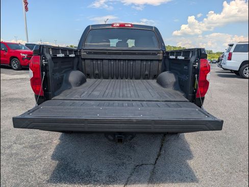 Used 2018 Toyota Tundra Limited w/ Limited Premium Package AWD/4WD image 21