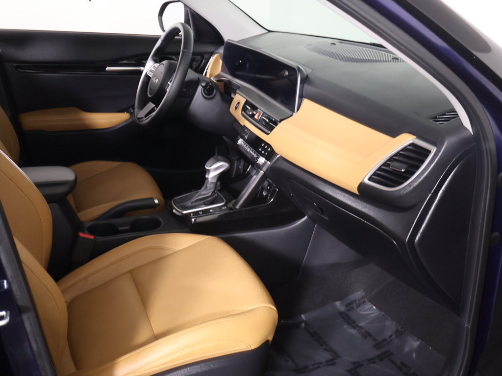 Used 2025 Kia Seltos EX w/ EX Sunroof Package AWD/4WD image 25