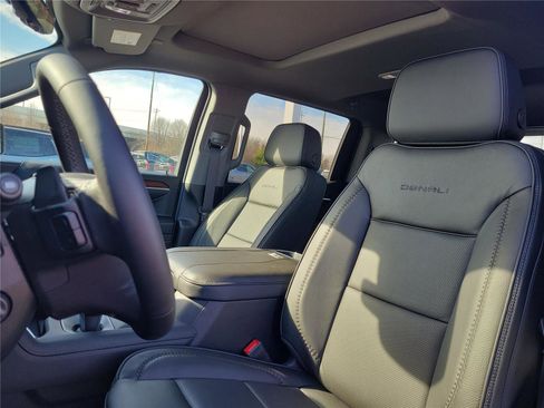 New 2026 GMC Sierra 1500 Denali w/ Technology Package image 15