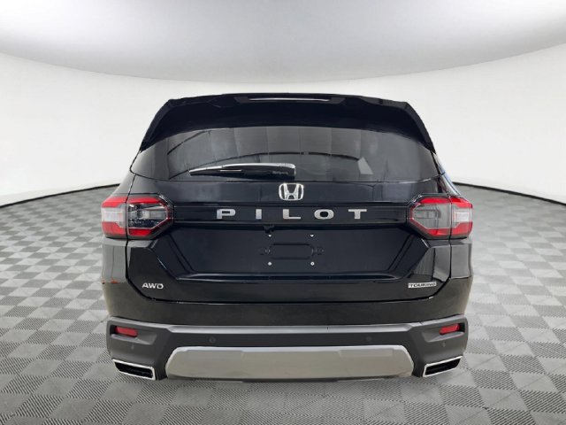 New 2026 Honda Pilot Touring image 5