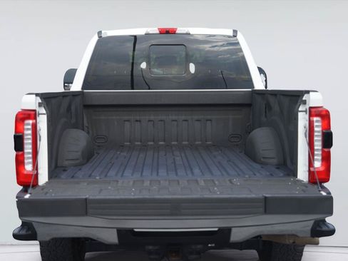 Used 2024 Ford F250 Lariat w/ FX4 Off-Road Package AWD/4WD image 31