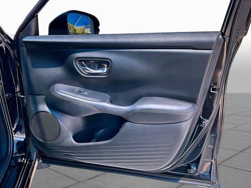 Used 2025 Honda HR-V EX-L image 22