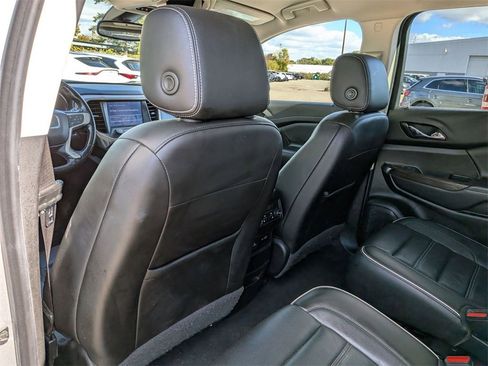 Used 2020 GMC Acadia Denali image 26