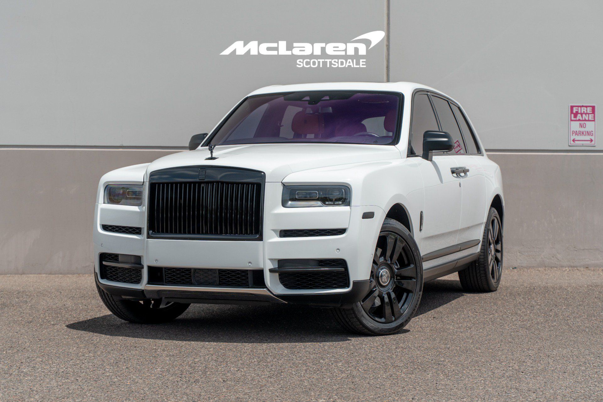 Used 2023 Rolls-Royce Cullinan AWD/4WD image 2