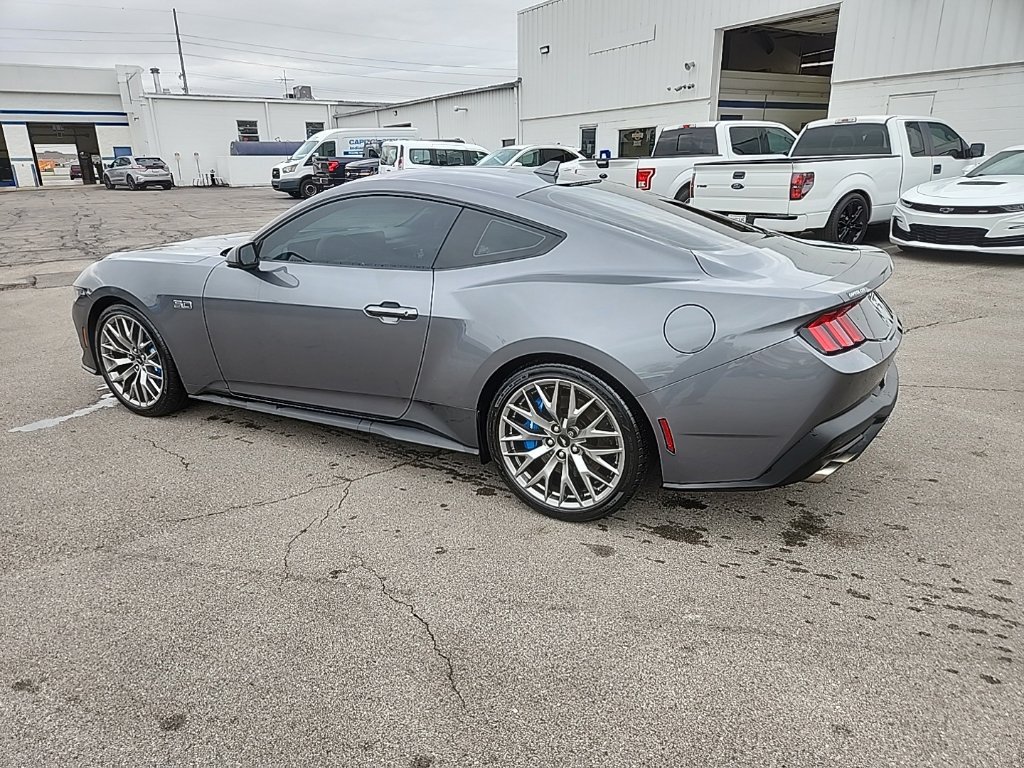 Used 2024 Ford Mustang GT Premium RWD image 7
