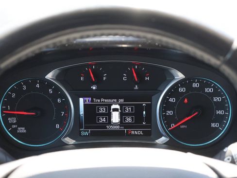 Used 2018 Chevrolet Traverse LT FWD image 20