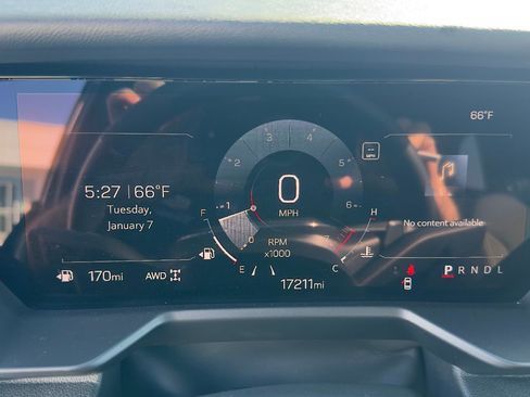 Used 2025 GMC Acadia Elevation image 20