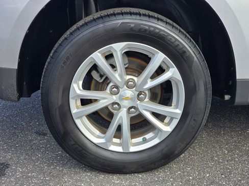 Used 2017 Chevrolet Equinox LT w/ Convenience Package image 21