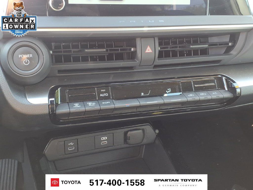 Used 2025 Toyota Prius LE FWD image 20