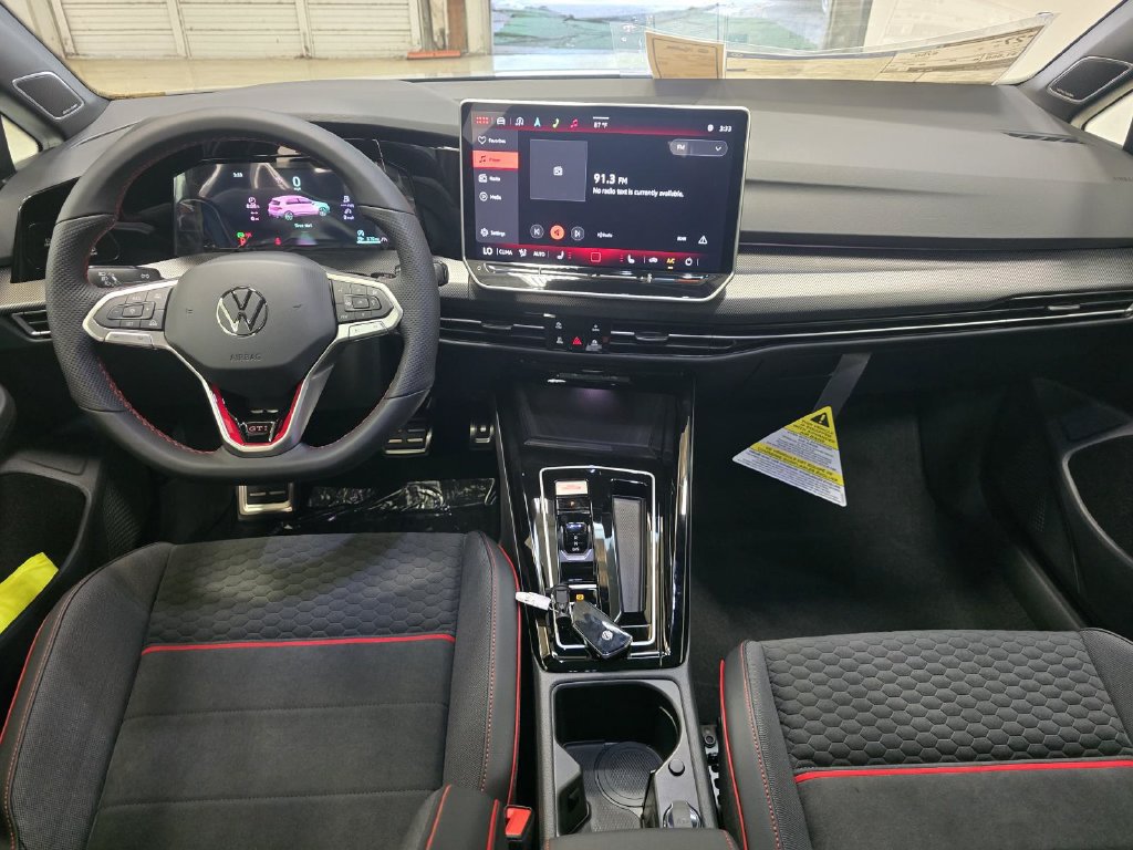 New 2026 Volkswagen GTI SE FWD image 9