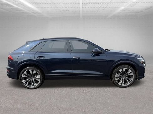 Used 2024 Audi Q8 Premium Plus AWD/4WD image 3