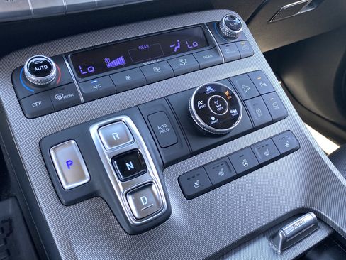Certified 2022 Hyundai Palisade Limited AWD/4WD image 29