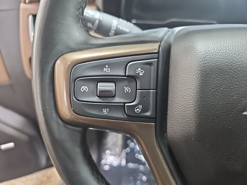 Used 2024 Chevrolet Tahoe High Country AWD/4WD image 23