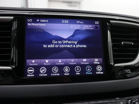 Used 2020 Chrysler Pacifica Touring-L Plus FWD image 58