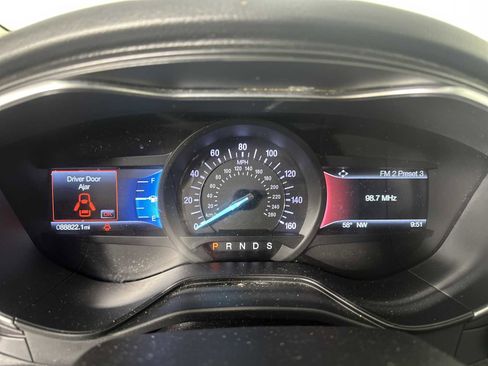 Used 2019 Ford Fusion Titanium image 15