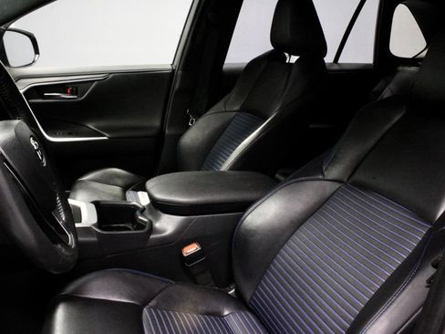 Used 2023 Toyota RAV4 XSE w/ XSE Grade Weather Package AWD/4WD image 23